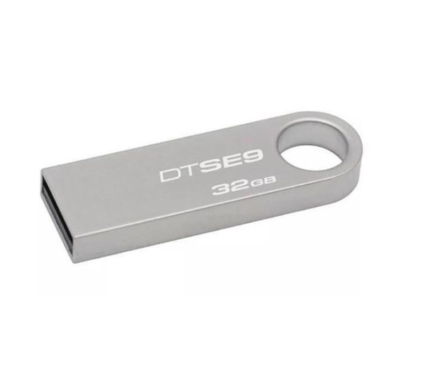 Pen Drive de 32GB Kingston DataTraveler DTSE9H / 32GBZ USB 2.0 - Prata